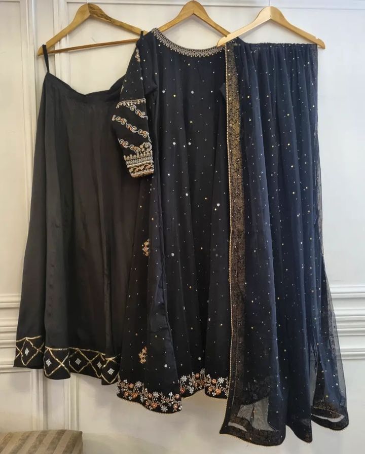 BLACK FROK AND LEHNGA